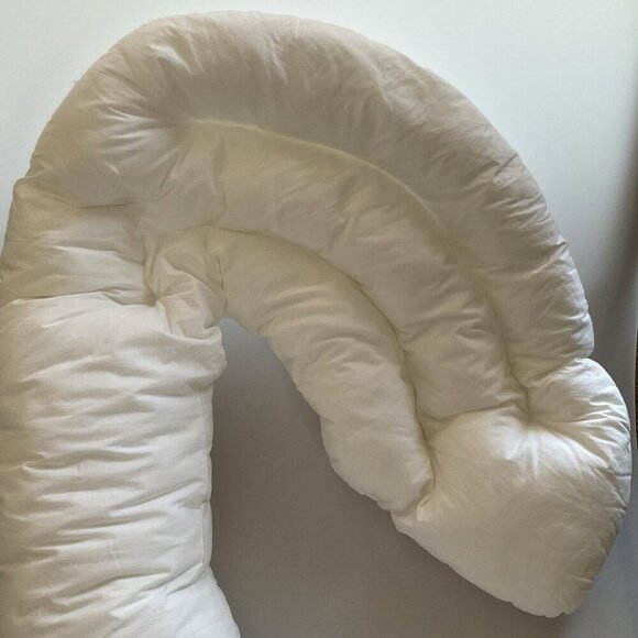 NEW CHOC CHICK MOON SHAPE KIDS BODY PILLOW TRAVEL NAPTIME VACATION - Picture 8 of 10